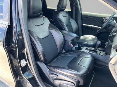 2019 Jeep CHER LATITUDE PLUS