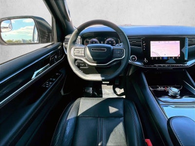 2024 Jeep Wagoneer Base