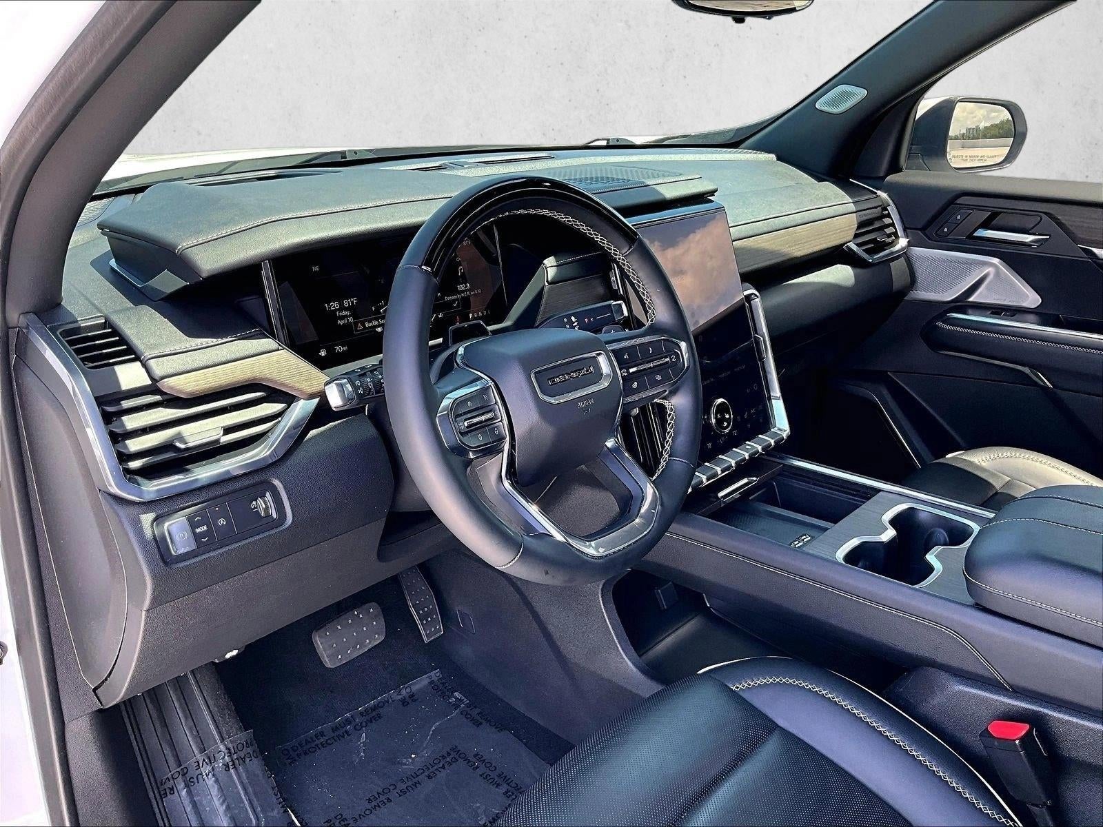 2024 GMC Acadia Denali