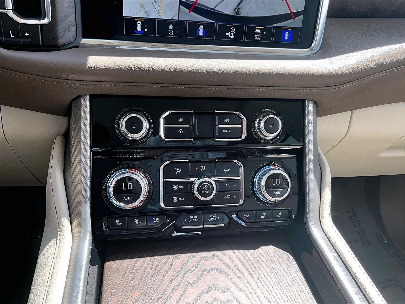 2023 GMC Yukon XL Denali
