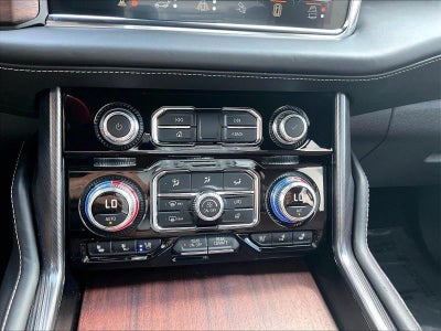 2024 GMC Yukon XL Denali Ultimate