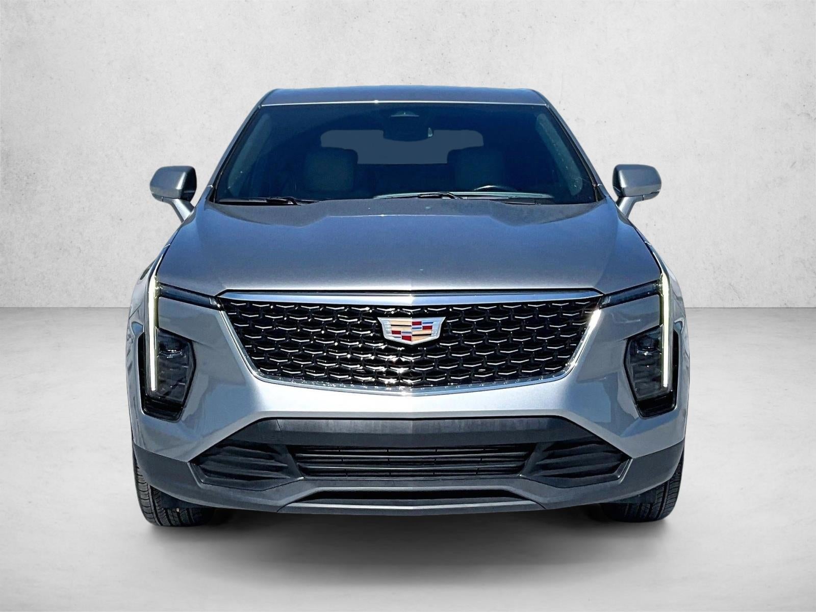 2024 Cadillac XT4 Luxury
