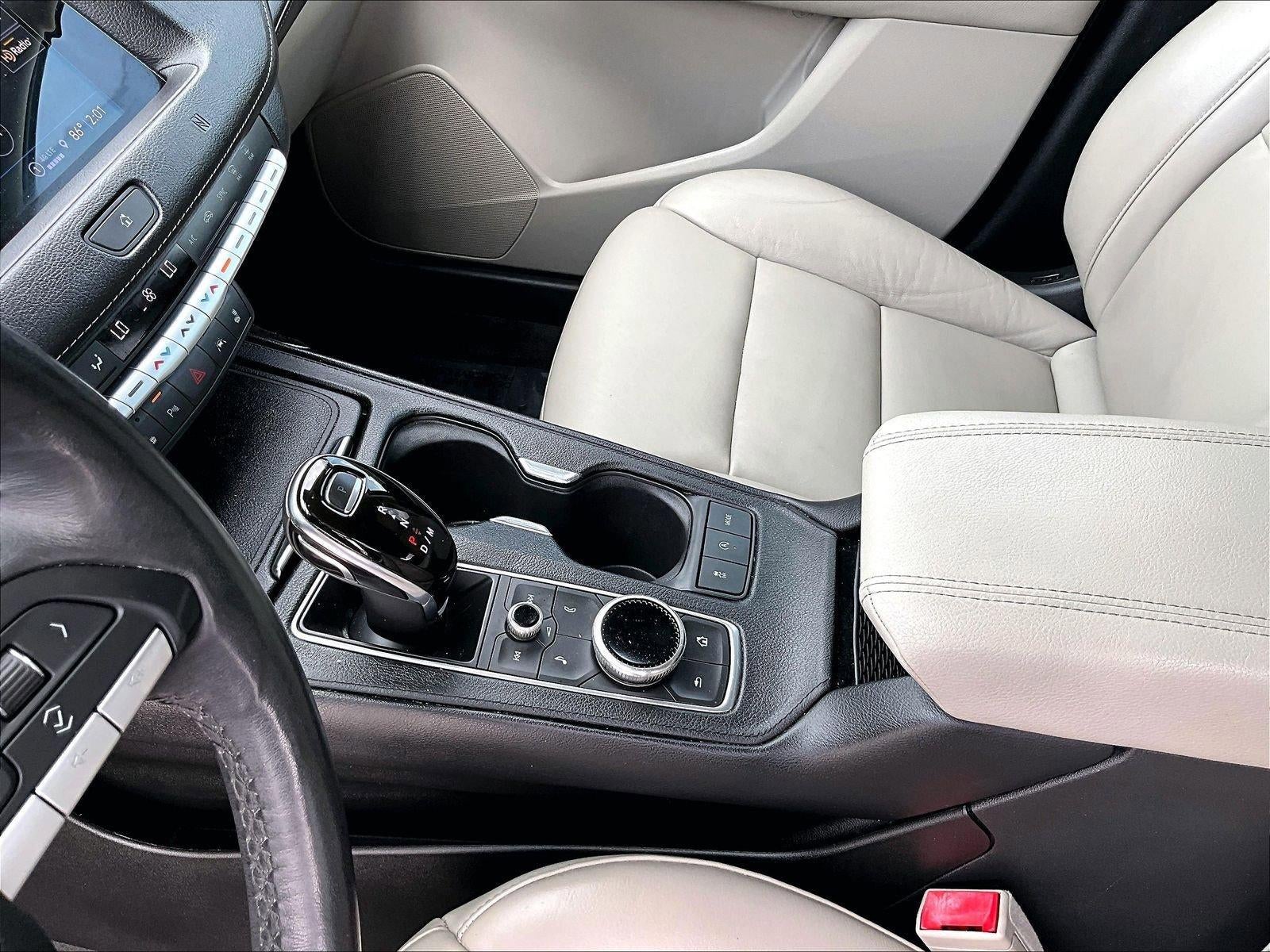 2021 Cadillac XT4 Premium Luxury