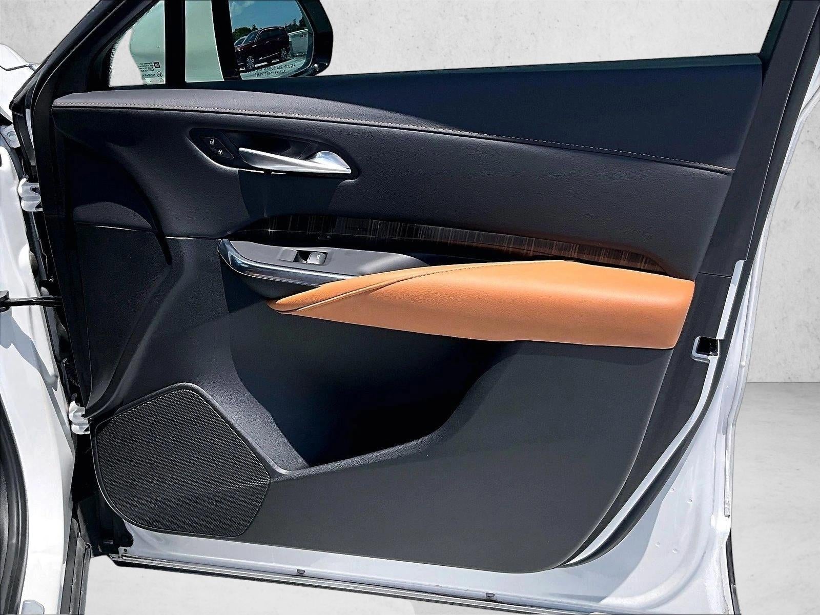 2022 Cadillac XT4 Premium Luxury