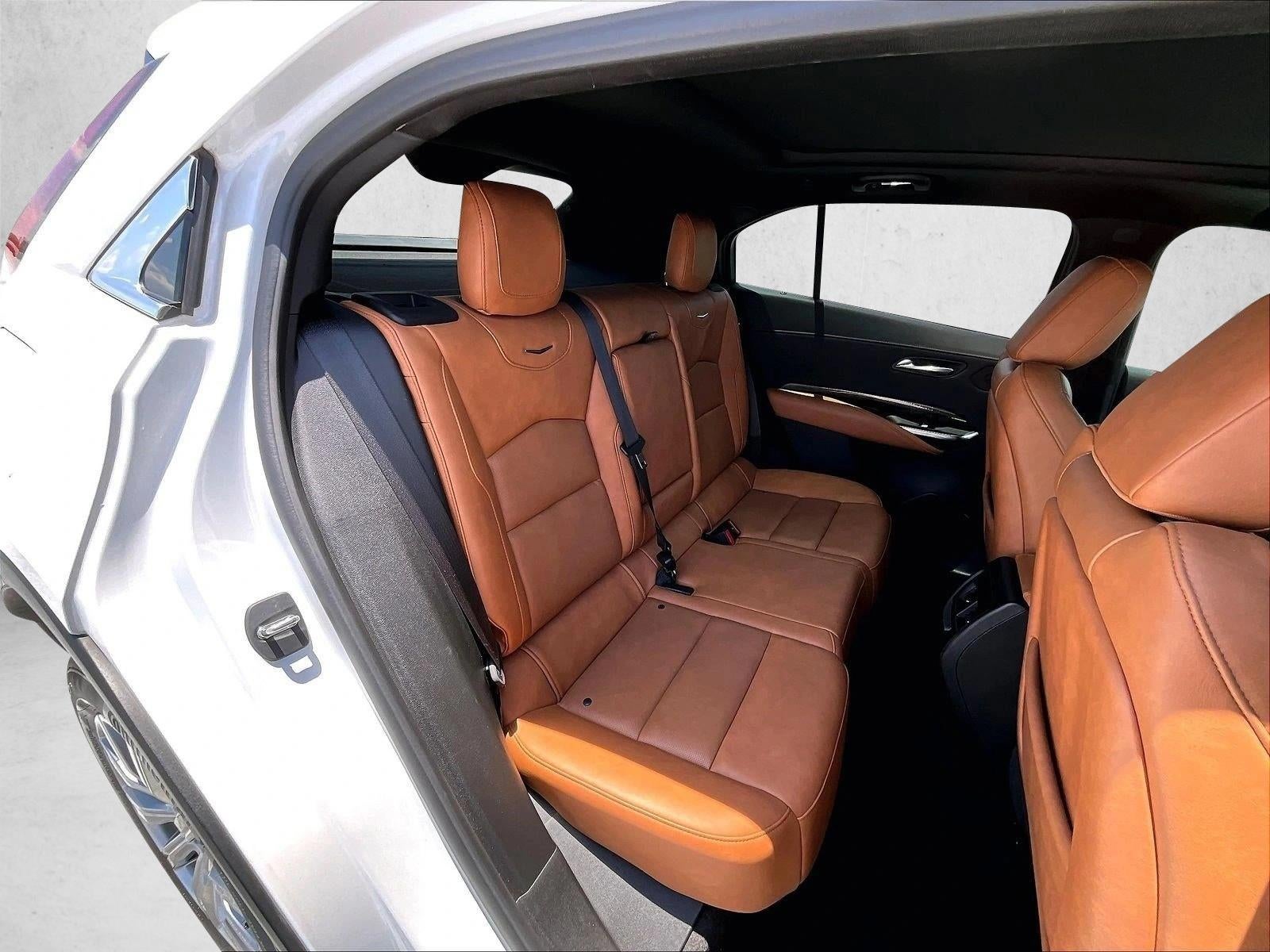 2022 Cadillac XT4 Premium Luxury