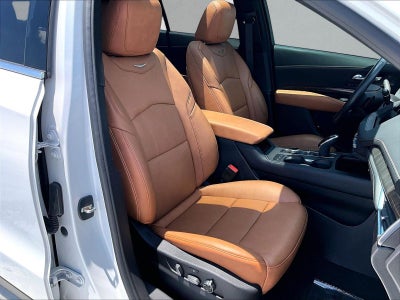2022 Cadillac XT4 Premium Luxury