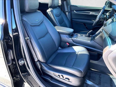 2022 Cadillac XT5 Premium Luxury