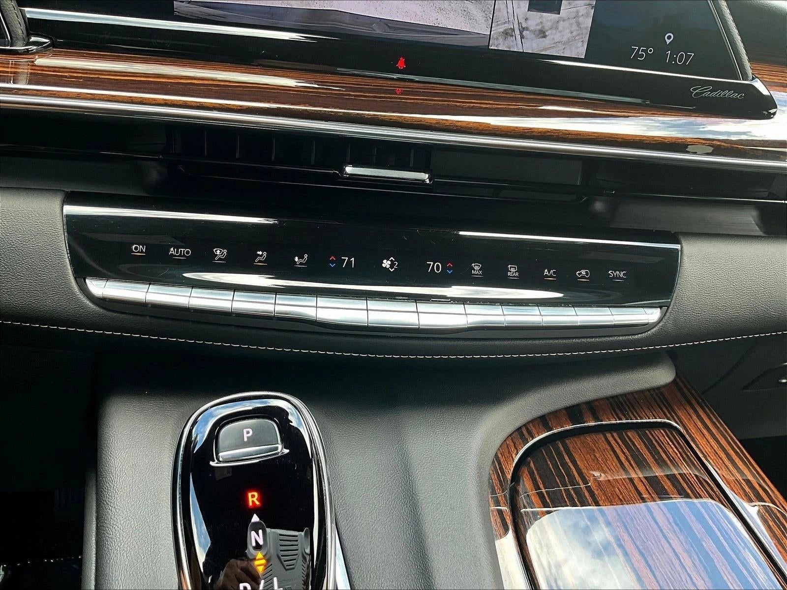 2023 Cadillac Escalade Luxury