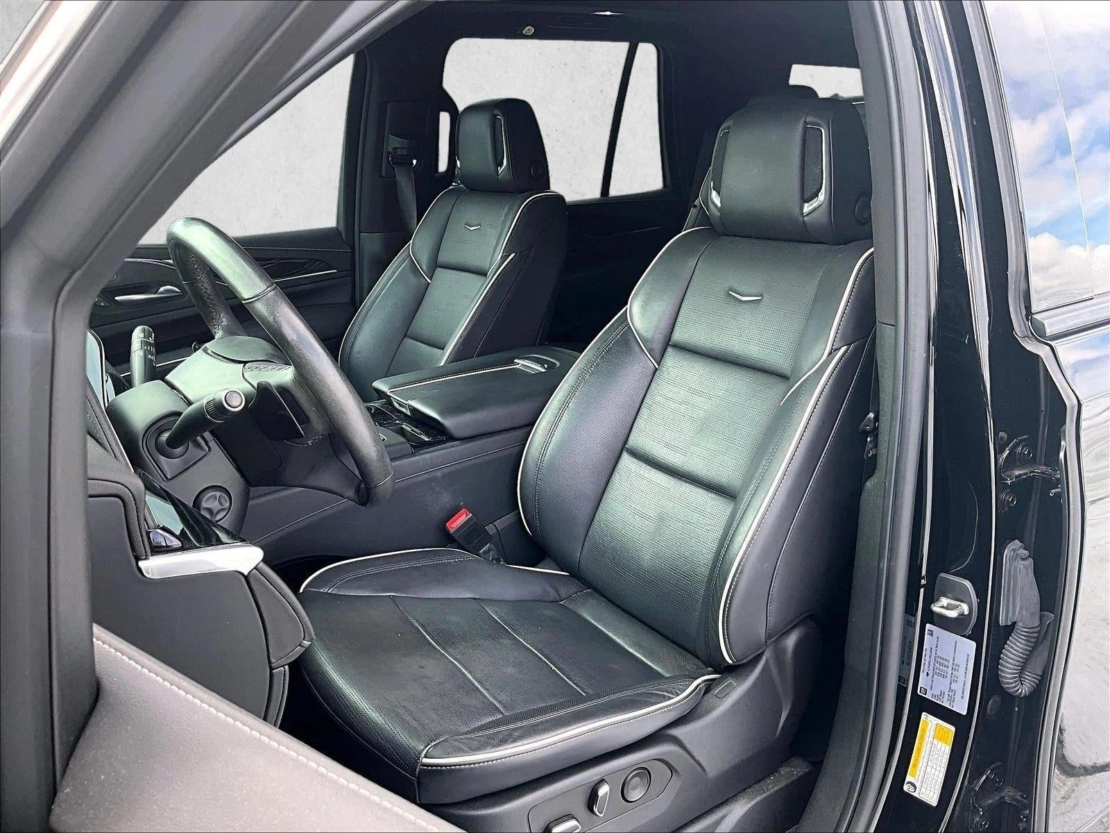2023 Cadillac Escalade Sport
