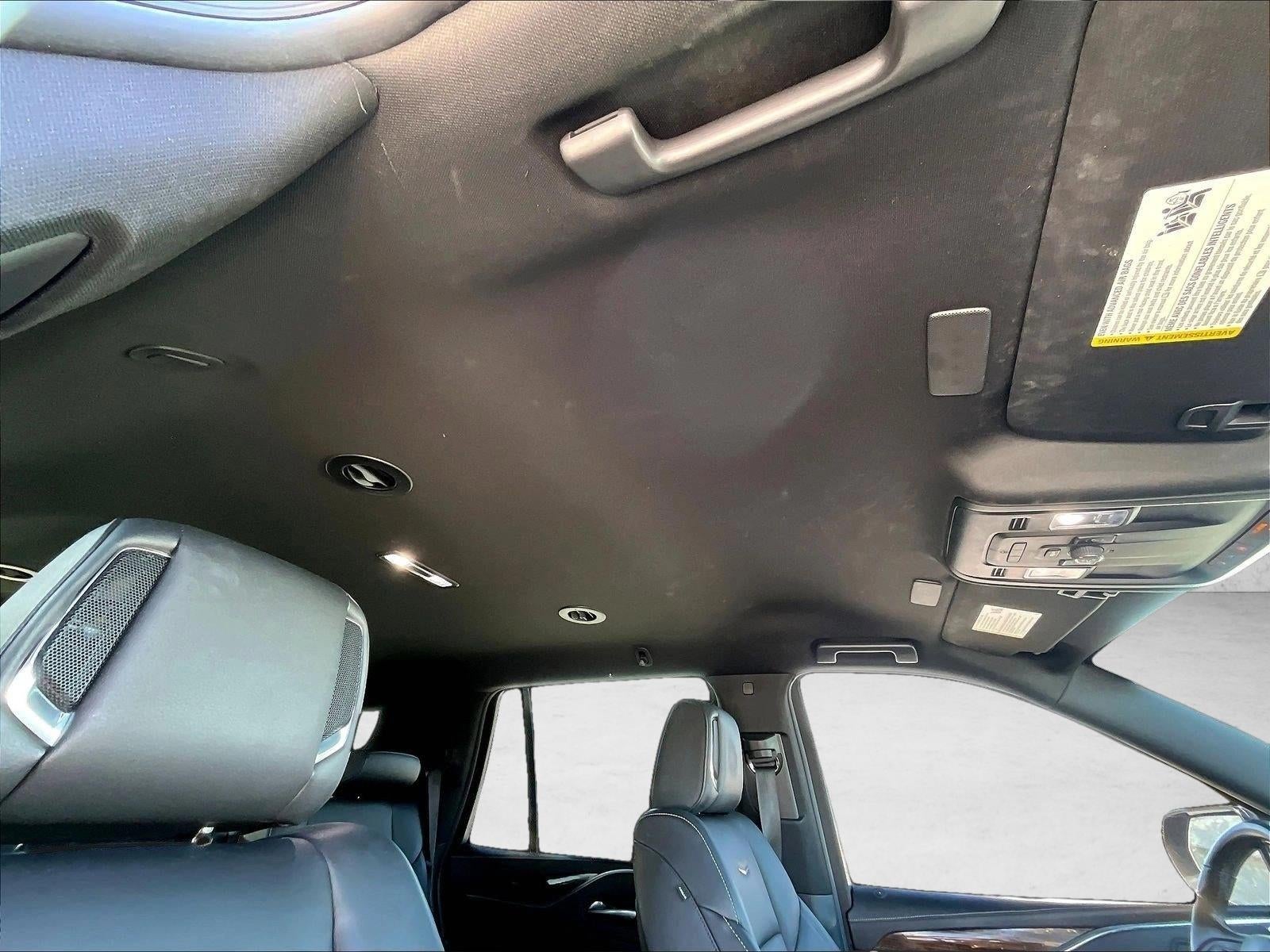 2022 Cadillac Escalade Luxury