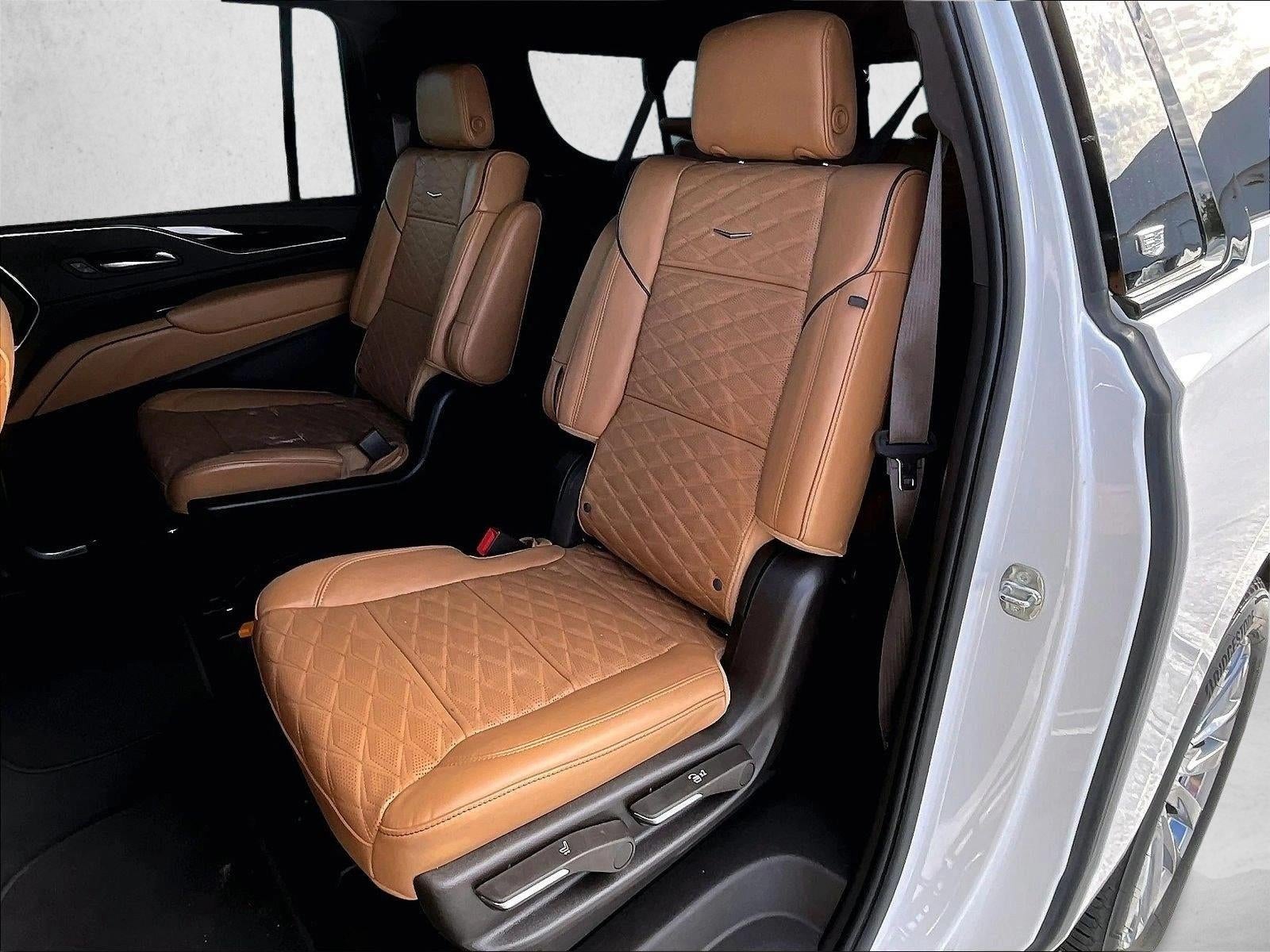 2023 Cadillac Escalade ESV Sport