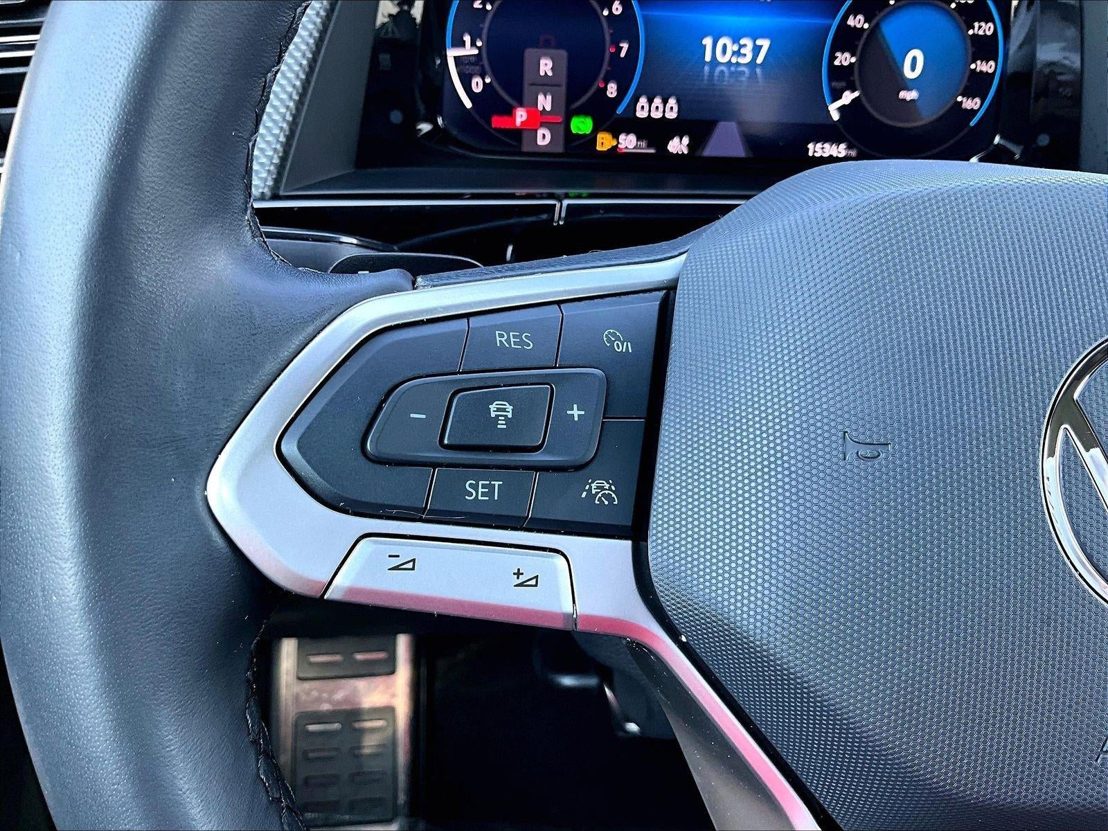 2024 Volkswagen Atlas Cross Sport 2.0T SEL R-Line