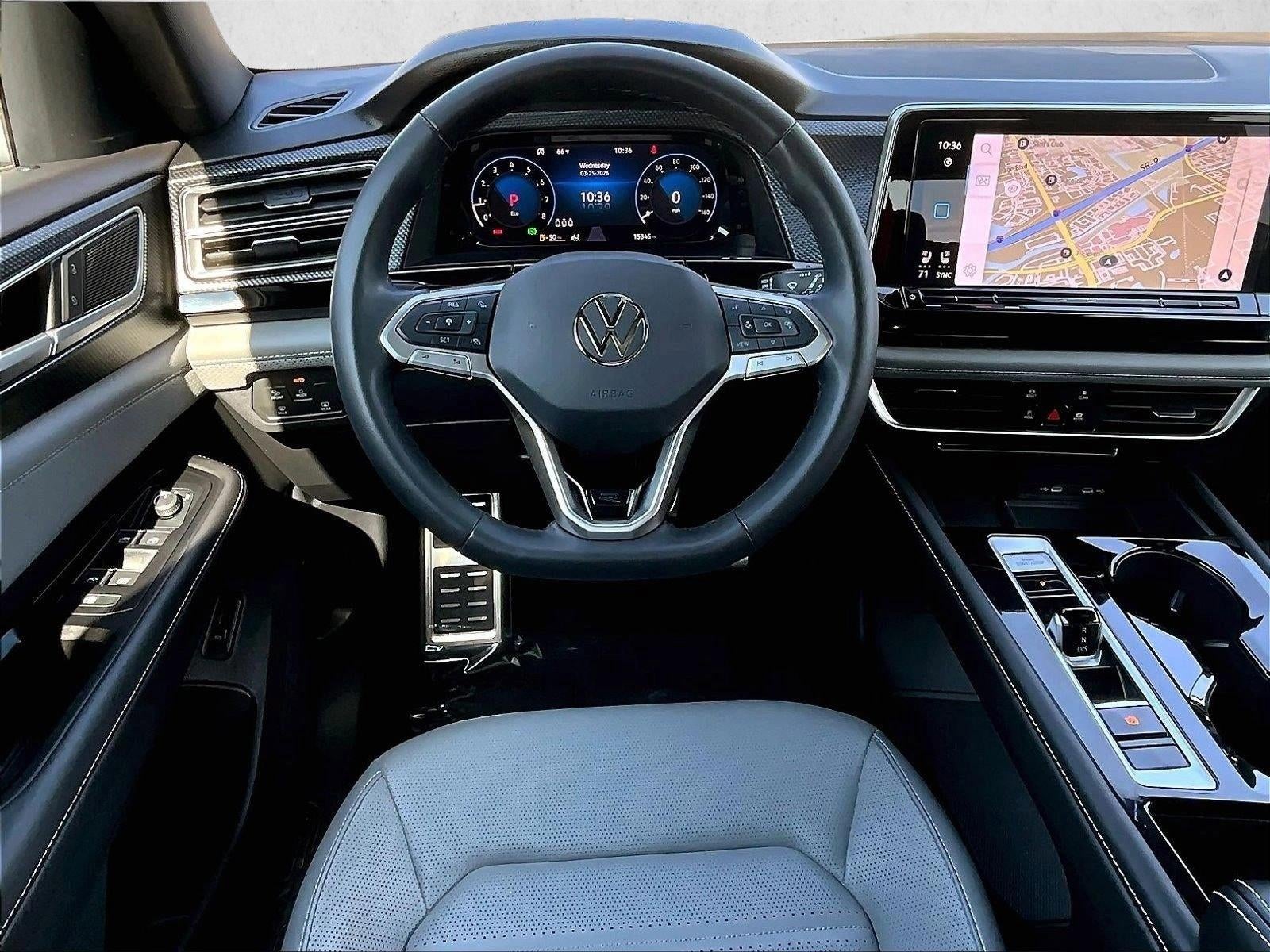 2024 Volkswagen Atlas Cross Sport 2.0T SEL R-Line