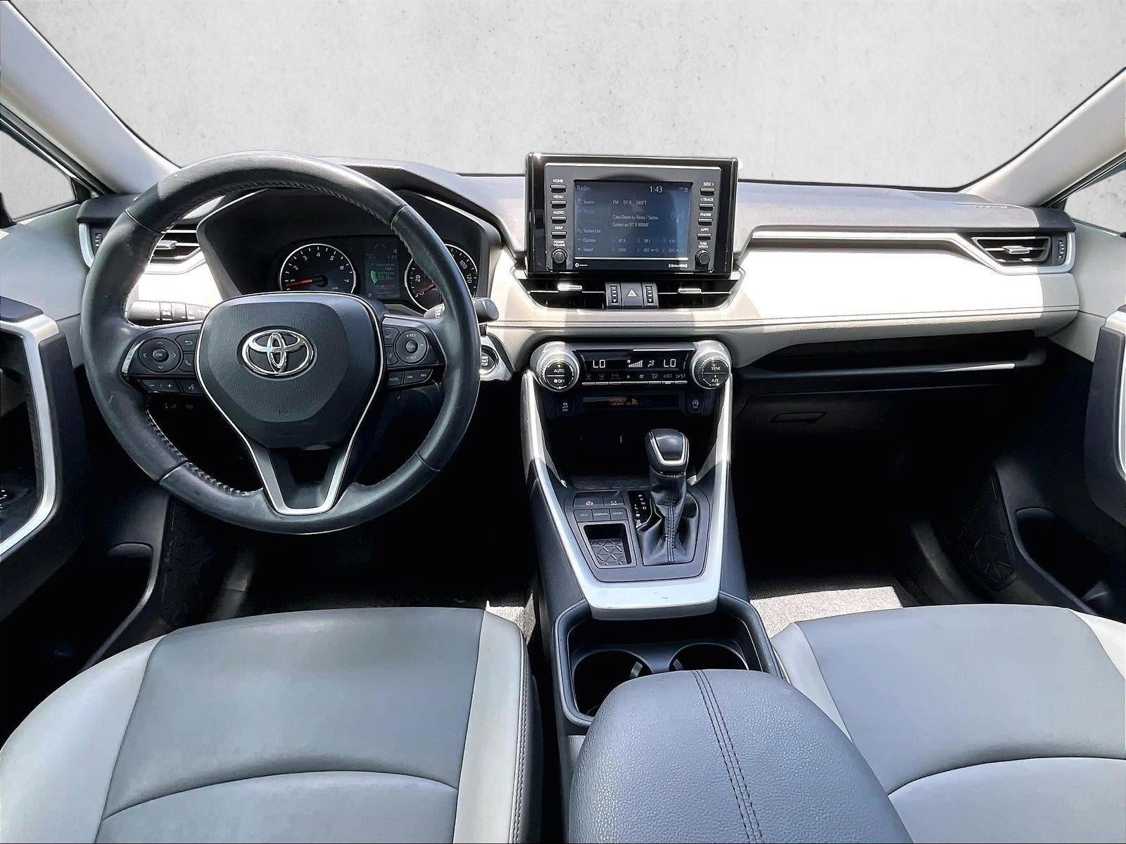 2020 Toyota RAV4 XLE Premium