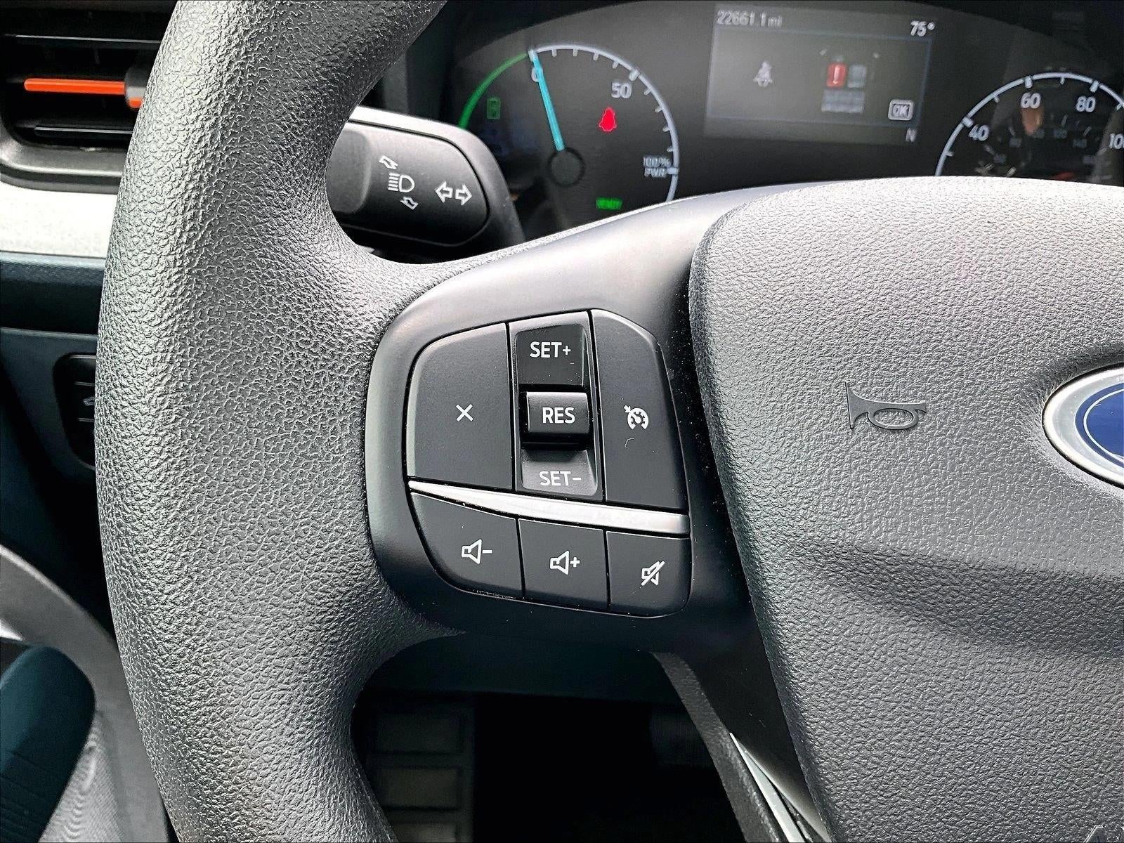 2023 Ford Maverick XL