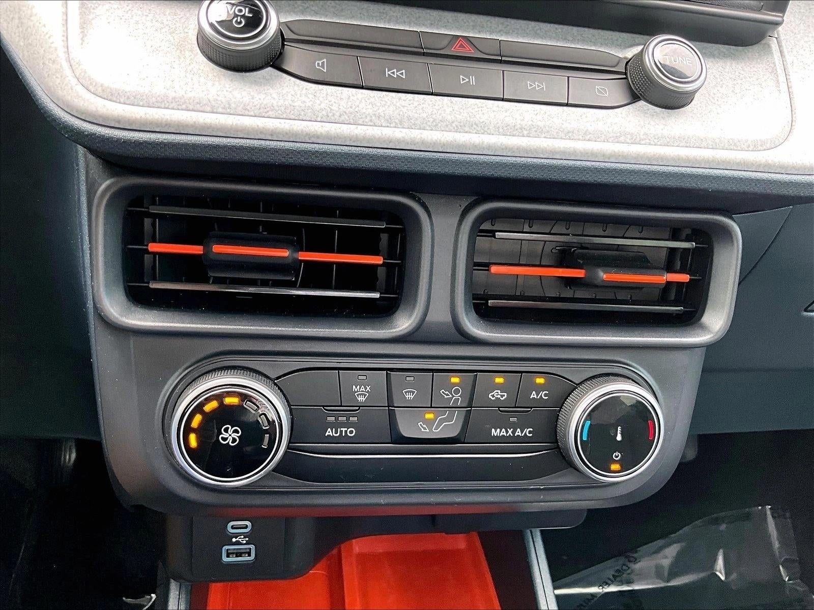 2023 Ford Maverick XL