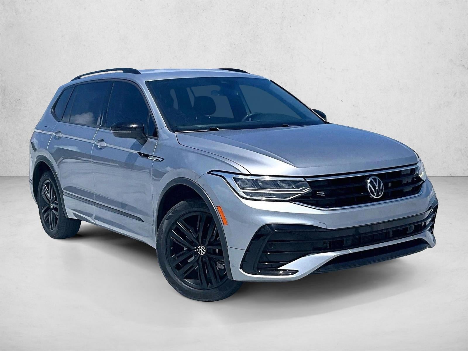 2022 Volkswagen Tiguan SE R-Line Black