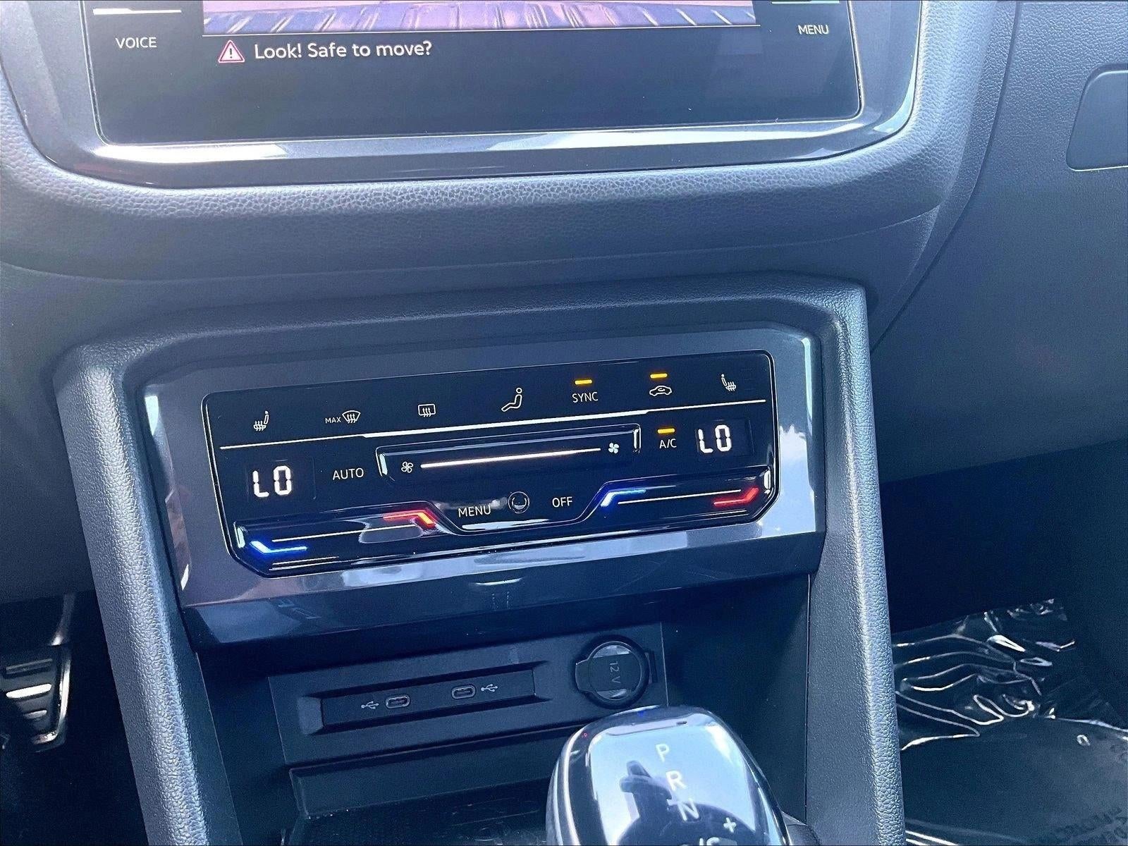 2022 Volkswagen Tiguan SE R-Line Black