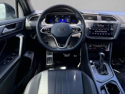2022 Volkswagen Tiguan SE R-Line Black