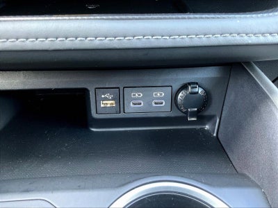 2024 Toyota Highlander Hybrid XLE