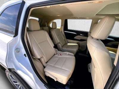 2019 Toyota Highlander SE
