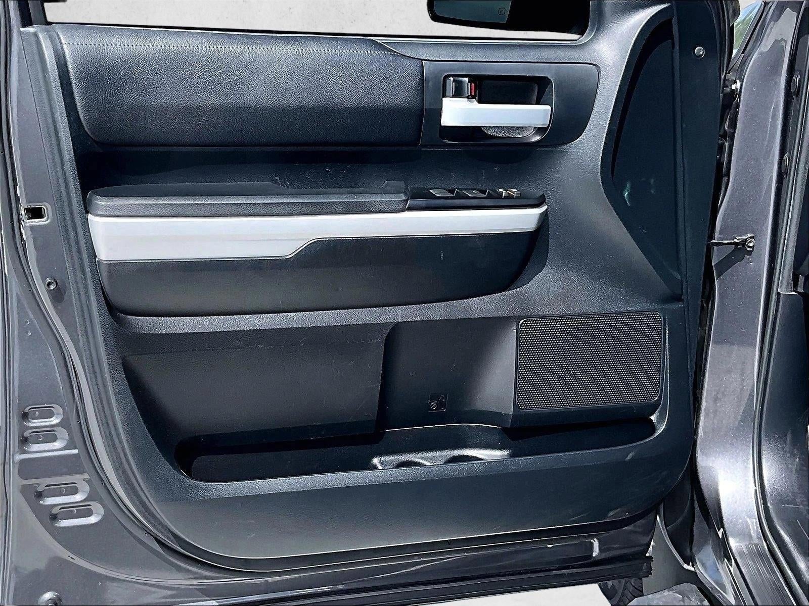 2018 Toyota Tundra 4WD SR5