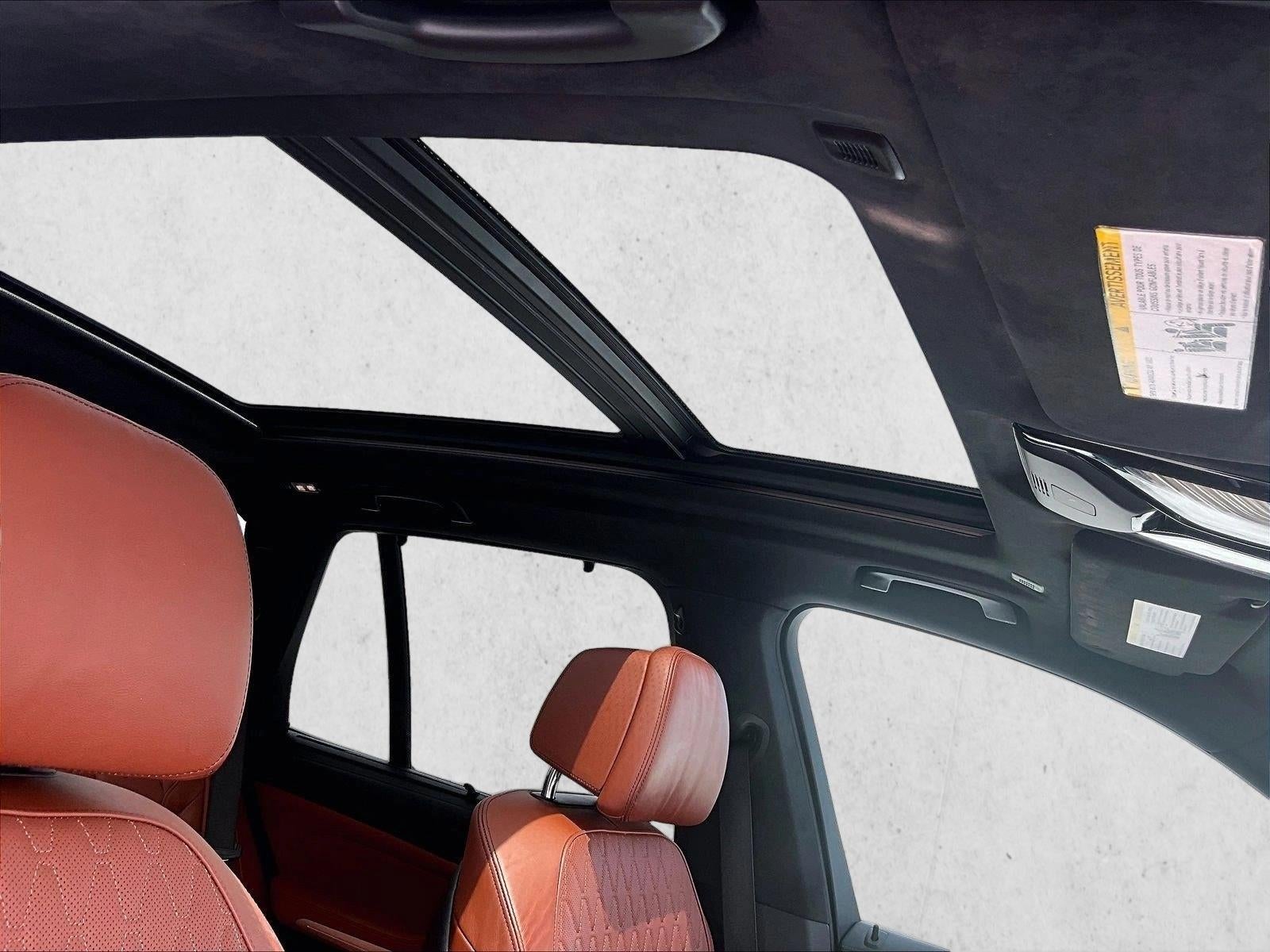 2021 BMW X5 M50i