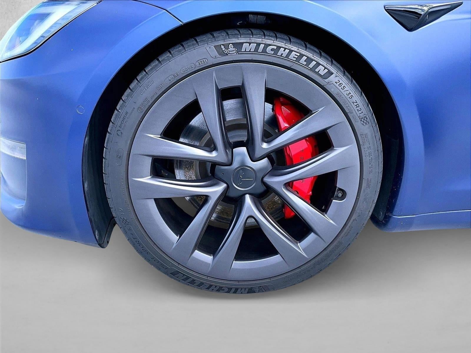 2022 Tesla Model S Plaid