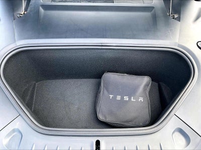 2022 Tesla Model S Plaid