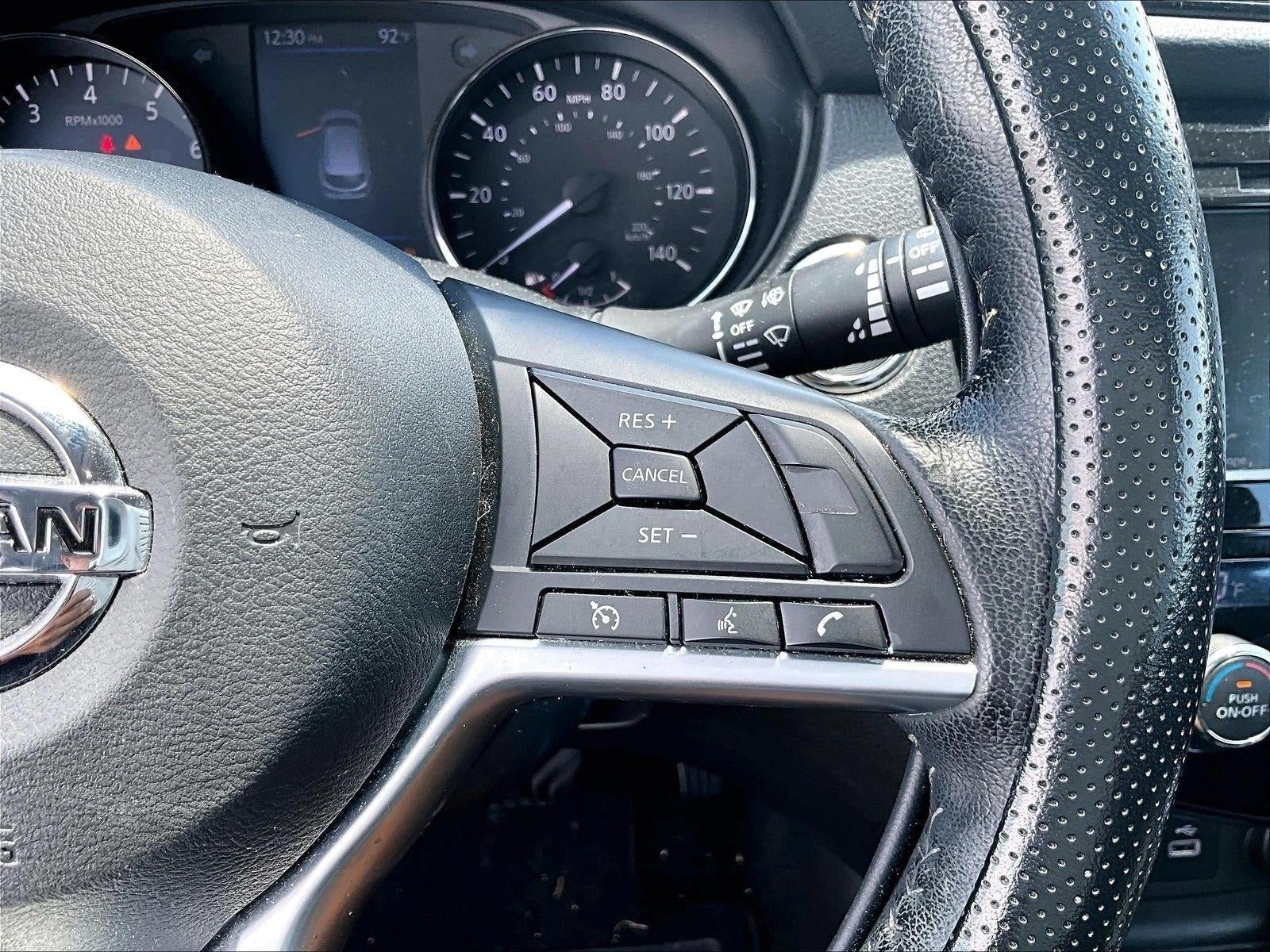 2022 Nissan Rogue Sport SV