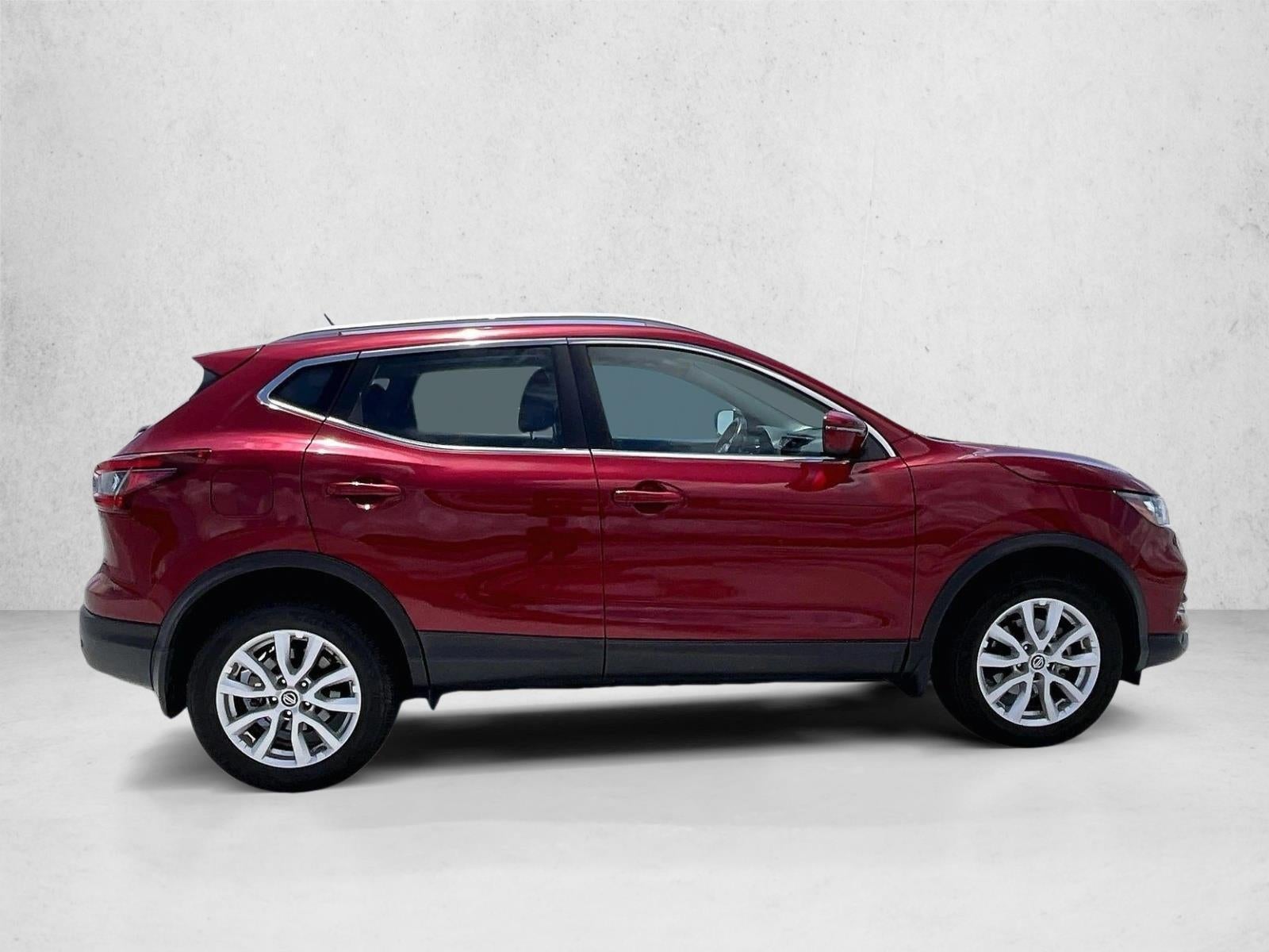 2022 Nissan Rogue Sport SV