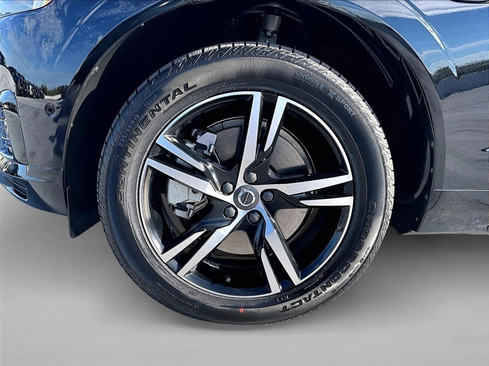 2019 Volvo XC60 R-Design