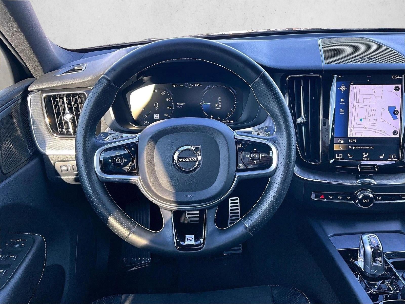 2019 Volvo XC60 R-Design