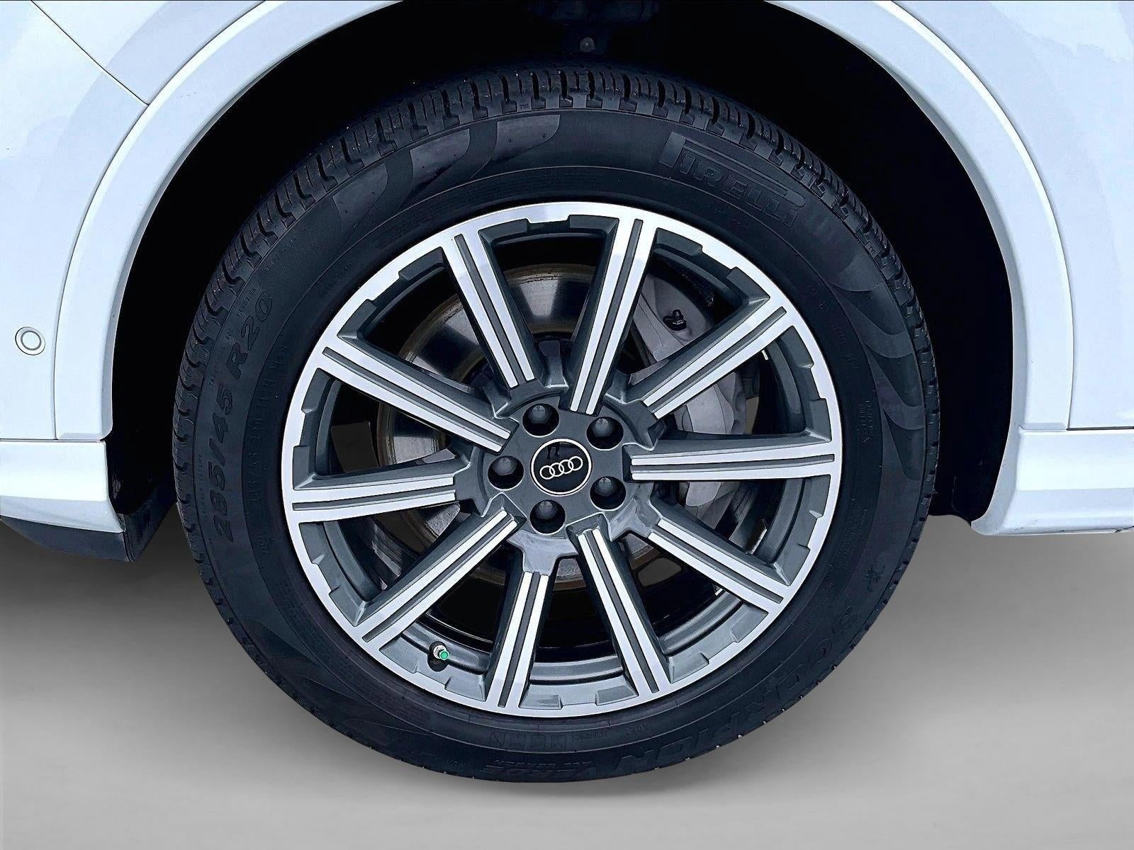 2023 Audi Q7 Premium Plus