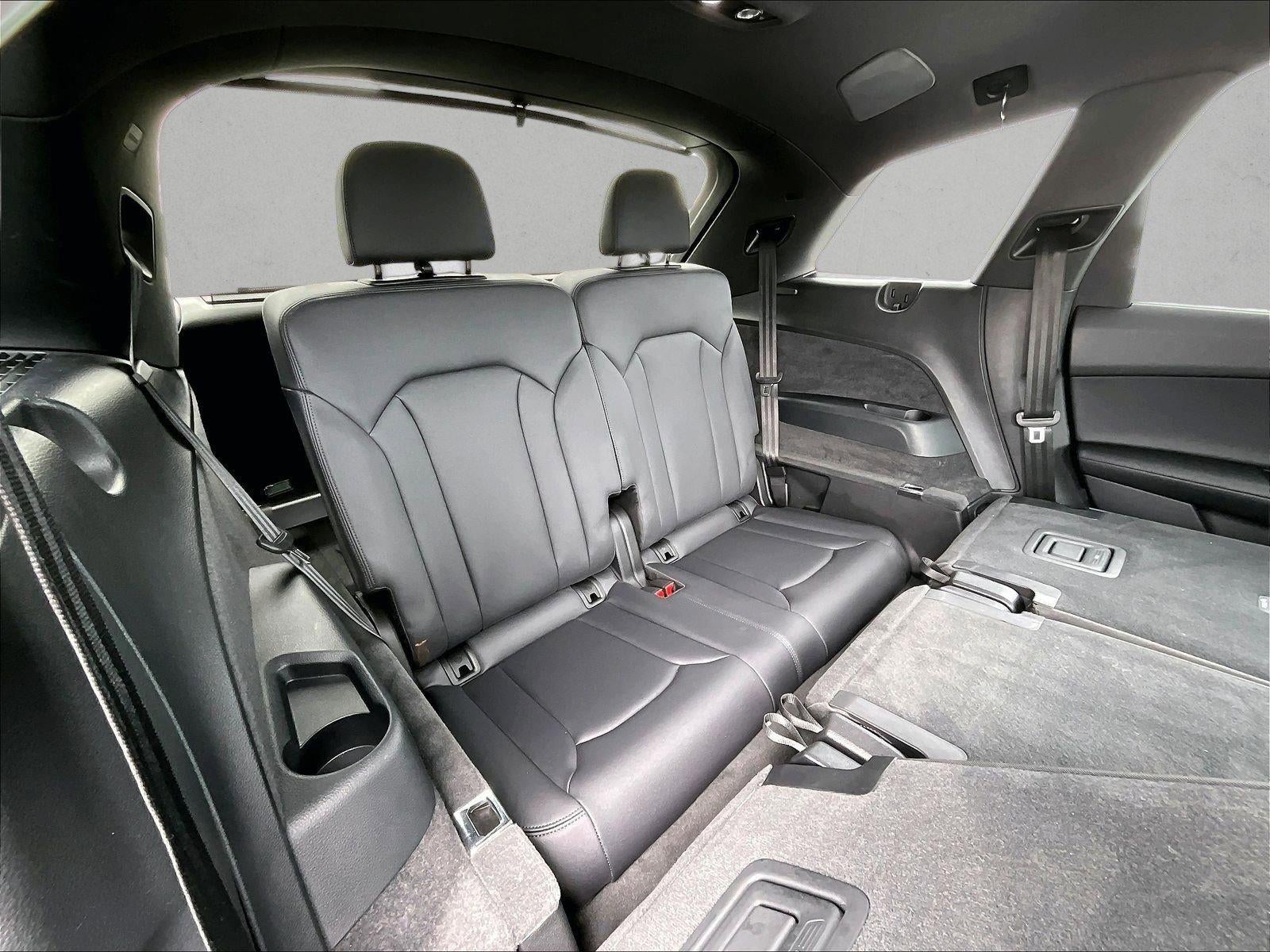 2023 Audi Q7 Premium Plus