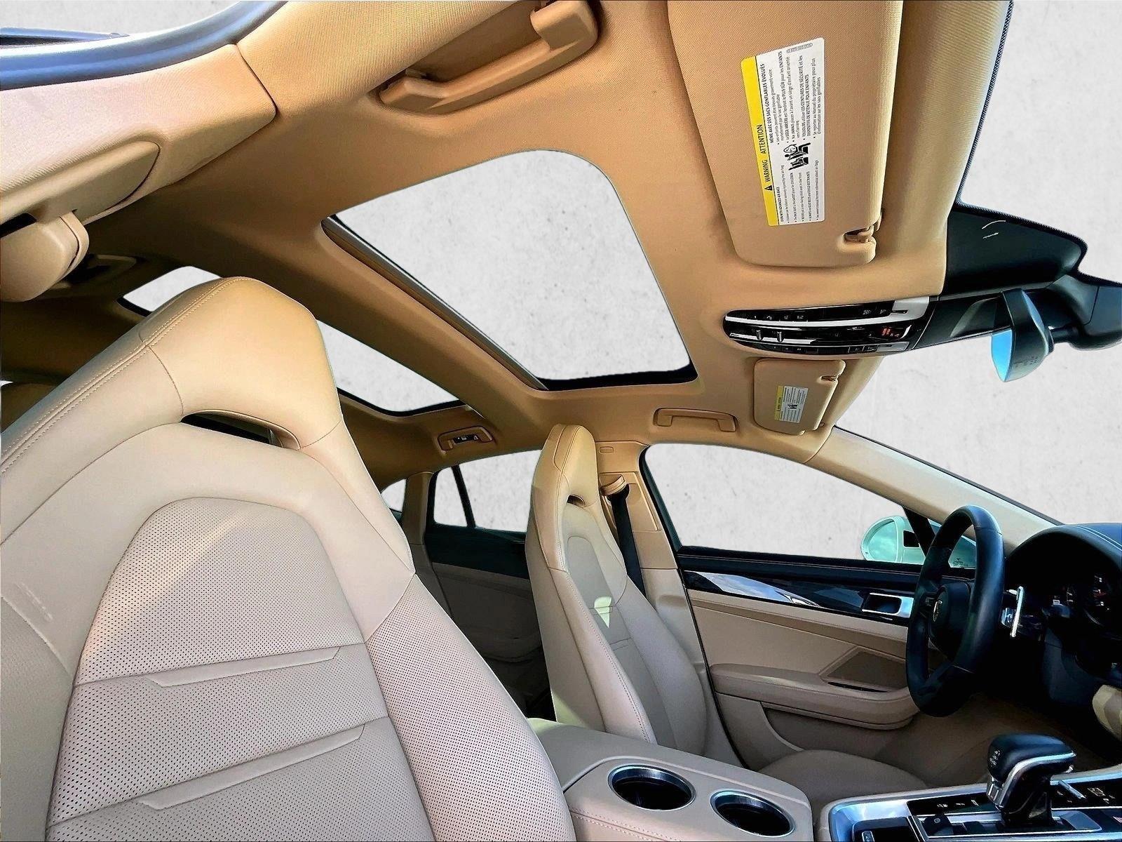 2023 Porsche Panamera Base