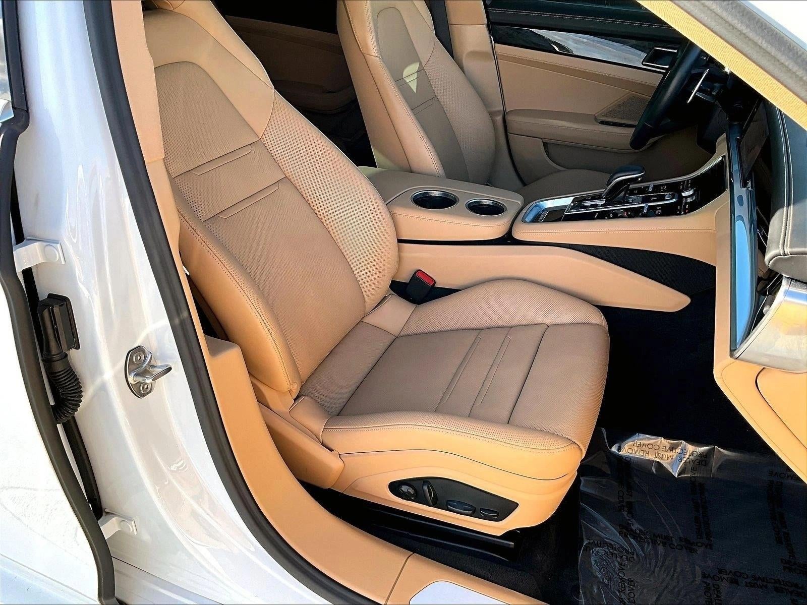 2023 Porsche Panamera Base