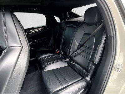 2021 Porsche Cayenne Base