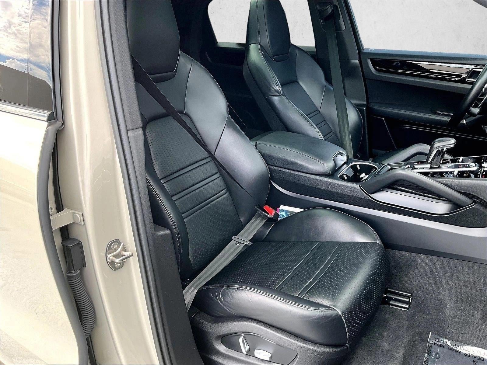 2021 Porsche Cayenne Base