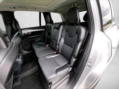 2021 Volvo XC90 Momentum