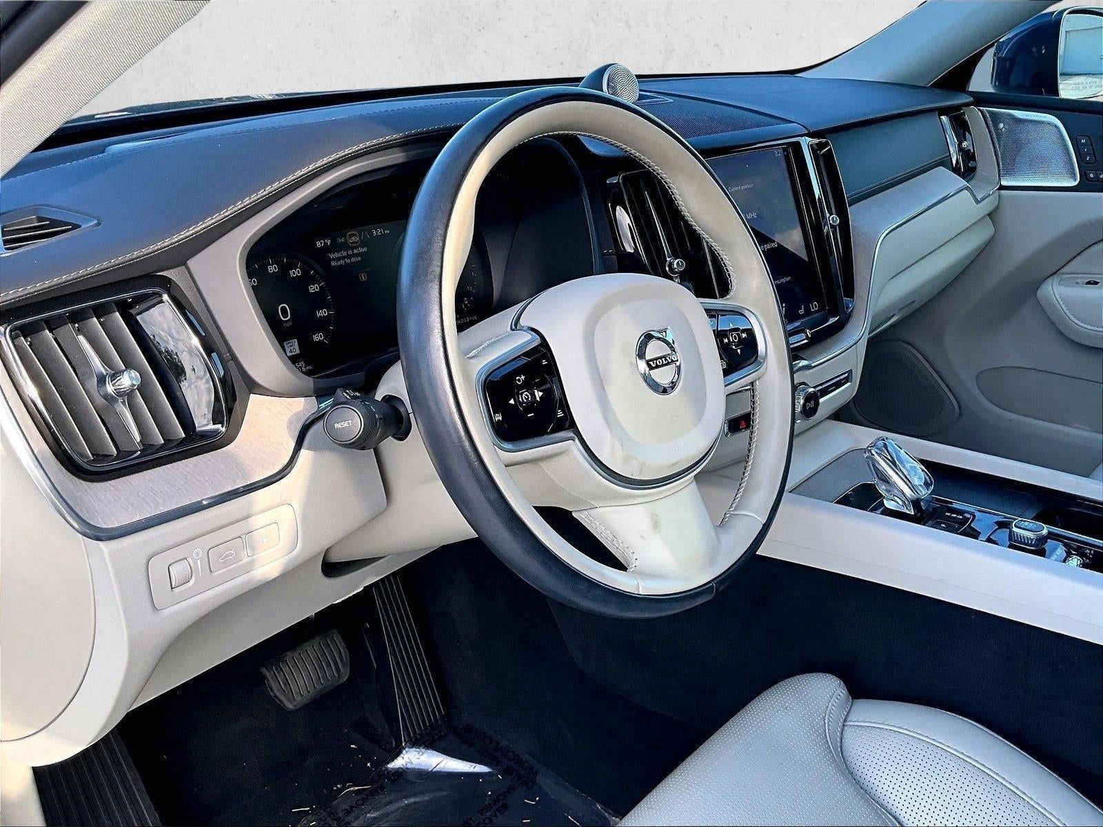 2021 Volvo XC60 Inscription Expression