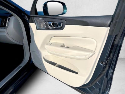 2021 Volvo XC60 Inscription Expression