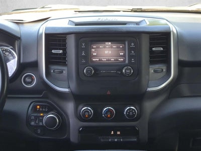 2021 RAM 1500 Big Horn Crew Cab 4x4 5'7" Box