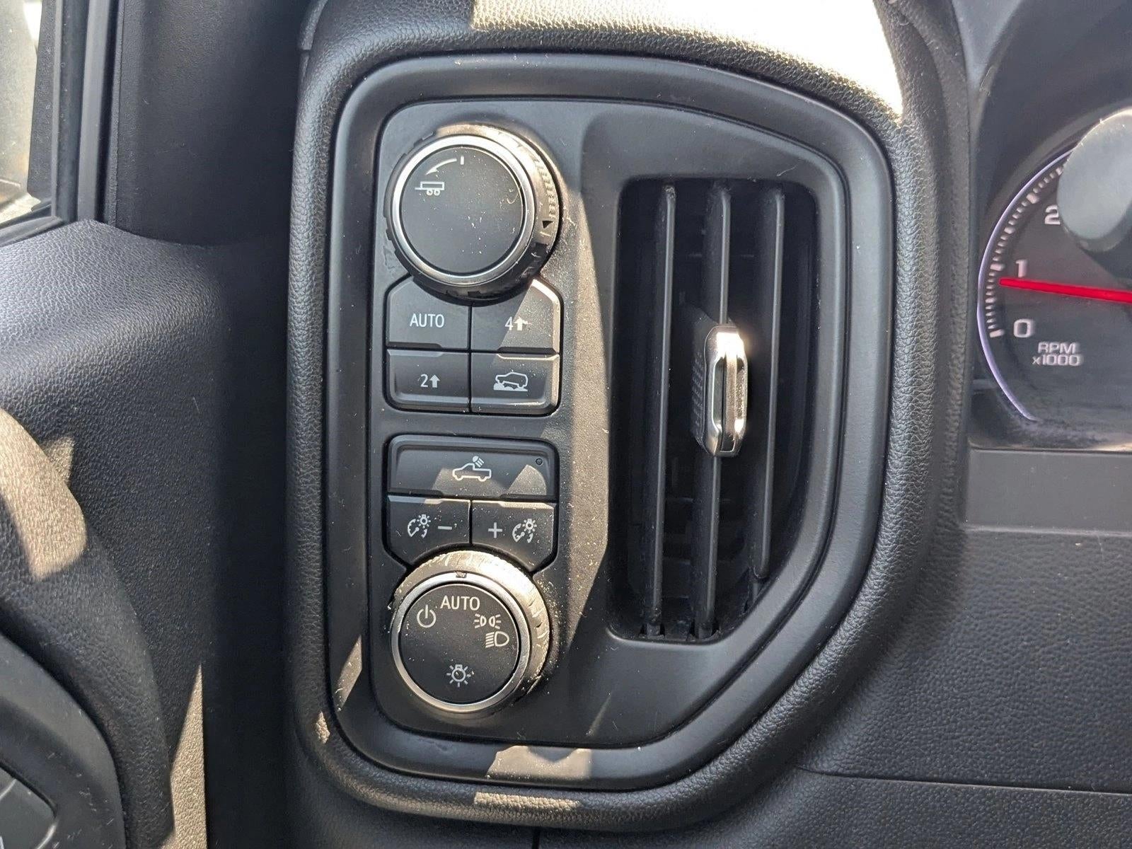 2020 Chevrolet Silverado 1500 Custom