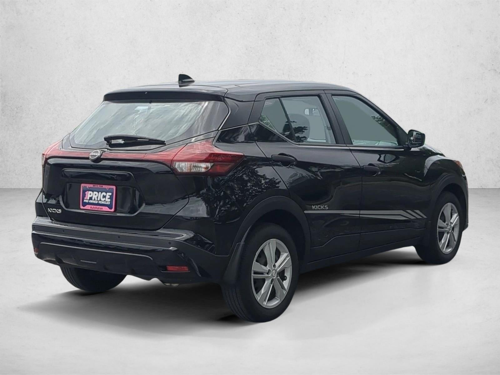 2024 Nissan Kicks S Xtronic CVT