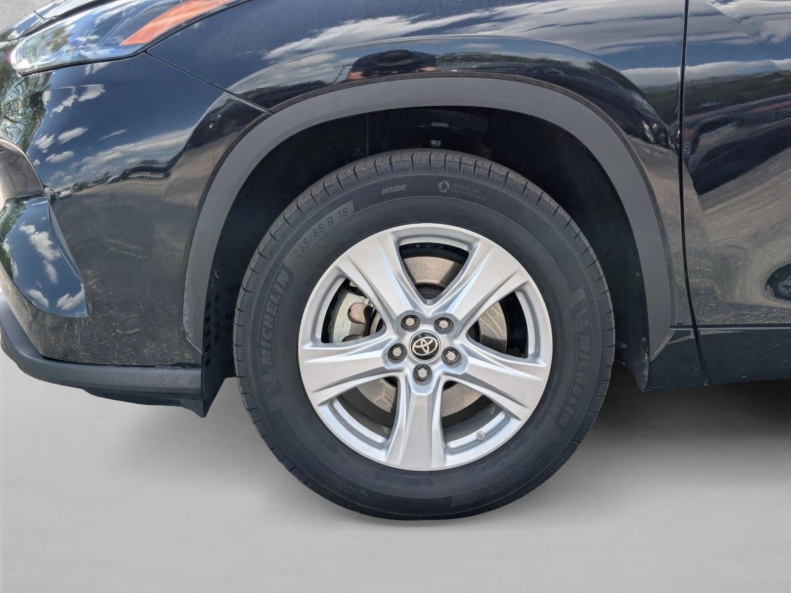 2022 Toyota Highlander L