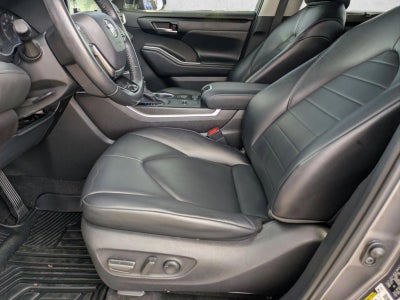 2021 Toyota Highlander Hybrid XLE