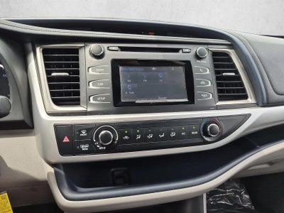 2018 Toyota Highlander LE