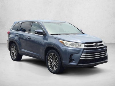 2018 Toyota Highlander LE