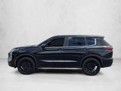 2022 Mitsubishi Outlander SE